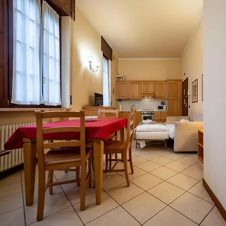 Mainard, Turandot Historic Appartement Verona